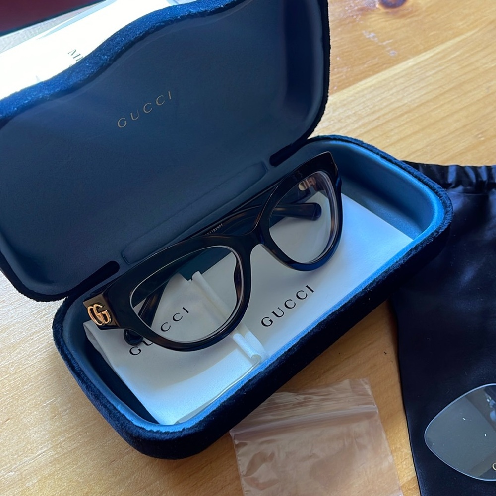 Gucci Eyeglasses GG1598O